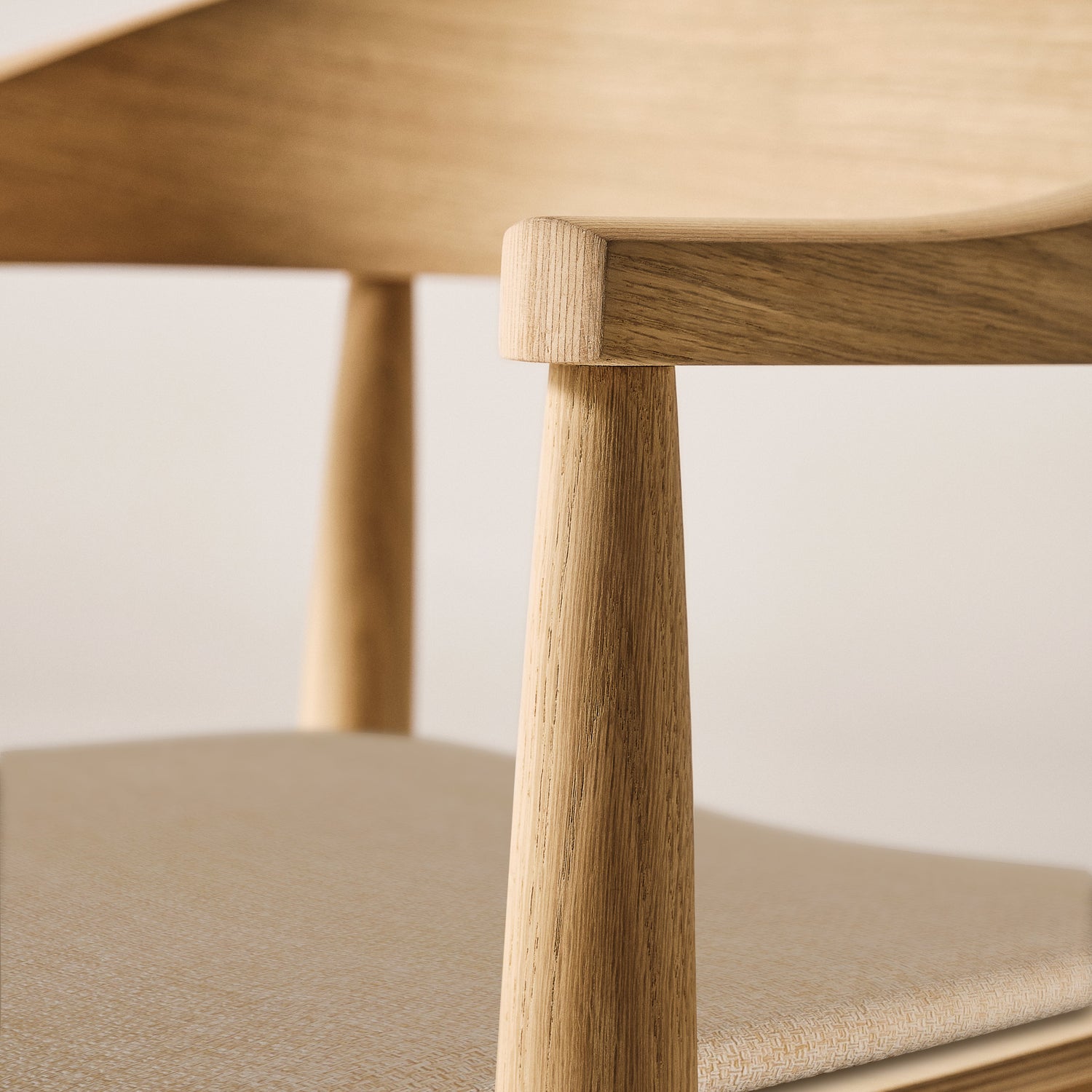 Upholstered Sora Chair