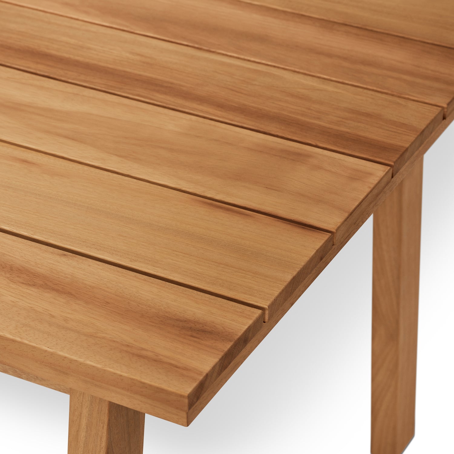 Luft outdoor dinning table