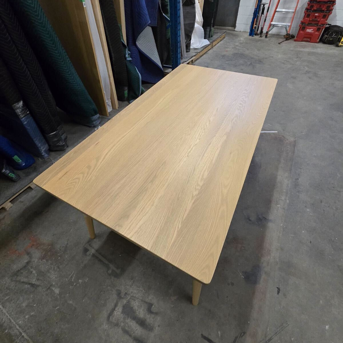 Table Oslo chêne rouge blanchi 66 x 36 po