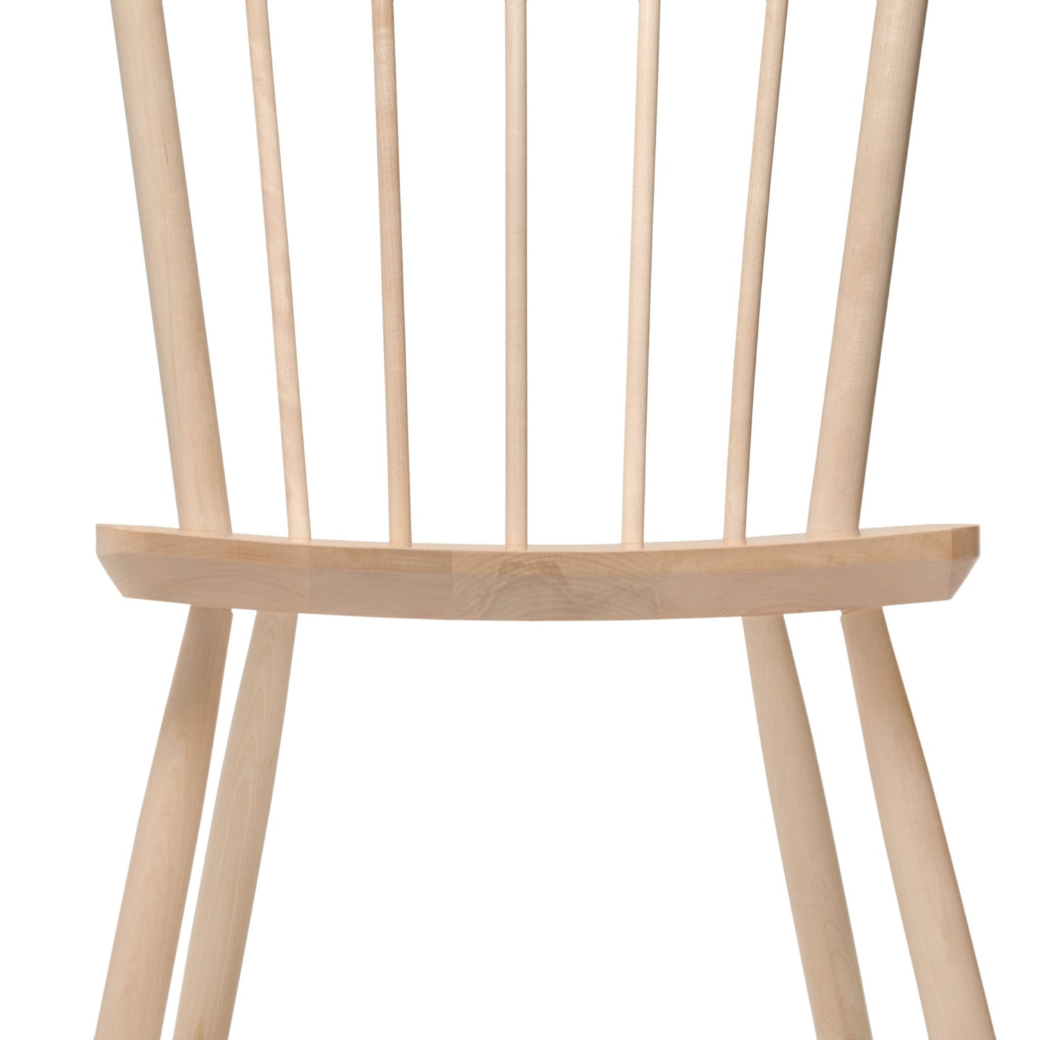 Chaise en bois pâle fait au Québec